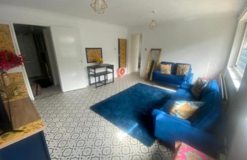 Stratford-upon-Avon Apartment | stylish Romantic getaway apartment