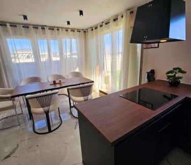 Montevrain Apartment | Stylish rooftop avec terrasse à 2pas de Disney Paris