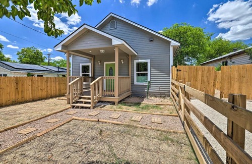 Nevada Street House | Stylish San Antonio Hideaway with Cowboy Pool!