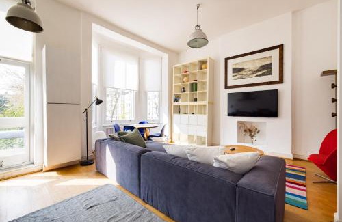 Colville Apartment | Stylish & Spacious Notting Hill Loft