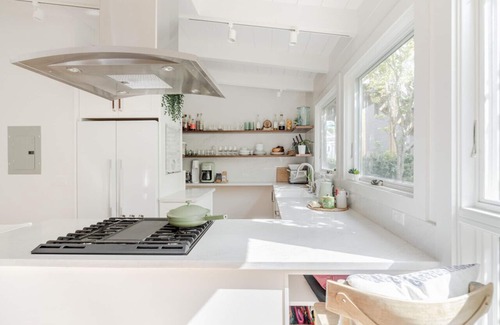 Hayes Valley House | STYLISH & SPACIOUS 2 ND FLOOR 2 BR VICTORIAN HOME