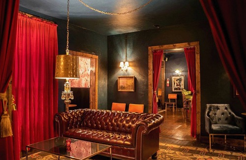 Pagosa Springs Hotel | Stylish Spot Perfect for Family Mountain Getaway | Right off Pagosa Spring Town