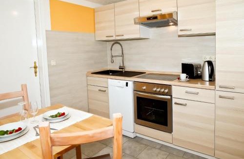 Kaegsdorf Apartment | Stylish Stay in Kägsdorf, cleaning included