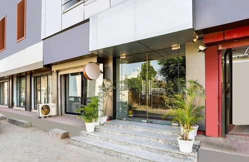 Dehradun House | Stylish Stays Near Isbt Dehradun