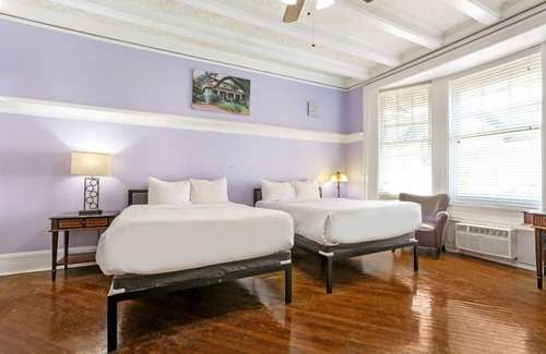 Mid-City Hotel | Stylish Studio | Close to NOLA Hotspots