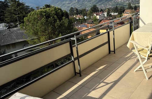 Merano Apartment | stylish, sunny, and quiet penthouse with a dream view - relax and enjoy
