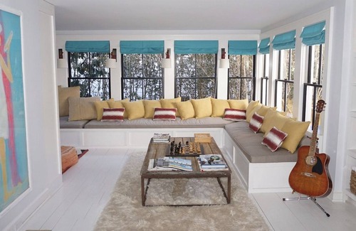 Village of Southampton Cottage | Stylish Sunny Artist's House close to the Beach