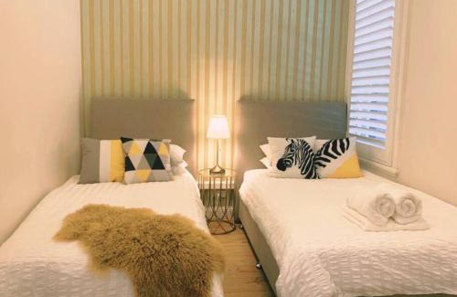 Millers Point Apartment | Stylish Sydney CBD 2 bedroom apartment 54