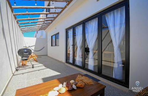 La Paz House | Stylish Townhome with Pool, Patio, and Secure Parking
