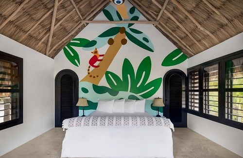 San Pedro Hotel | Stylish Unit, Close to Rainforest w/Pool & Spa, Speedboat Shuttle from Airport