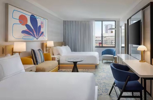 Glencoe Hotel | Stylish Unit w/Outdoor Pool by Bush Presidential Center