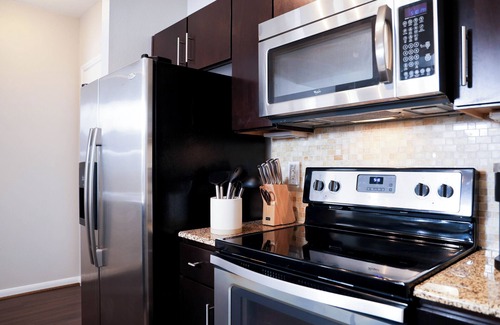 Memorial Apartment | Stylish Urban Getaway in City Centre