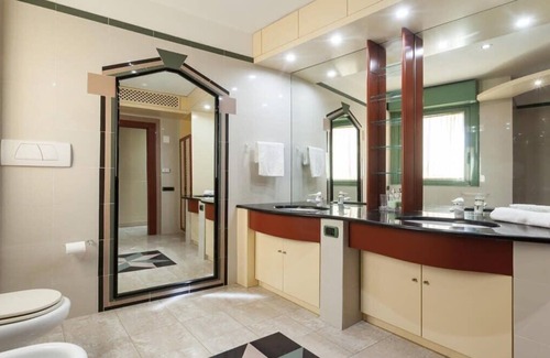 Poggio dei Pini Villa | Stylish Villa With Modern Design & A Pool