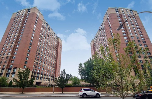 White Plains Apartment | Stylish White Plains 1 Bedroom with Amenities