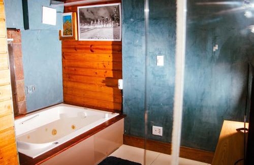 Centro Apartment | Suíte com Hidro no centro