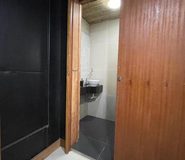 Centro Apartment | Suíte com Hidro no centro