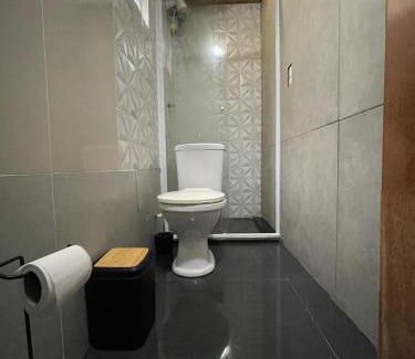 Centro Apartment | Suíte com Hidro no centro