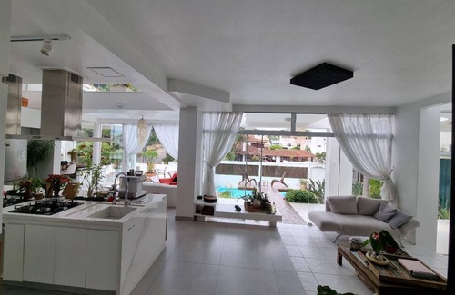 Centro Apartment | Suíte em Coliving de Alto Padrão