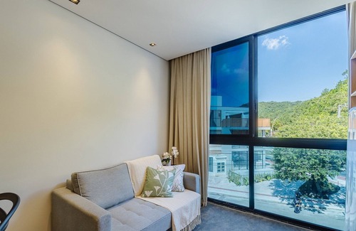 Praia dos Amores Apartment | Sua estadia próxima da Praia Brava - BSO
