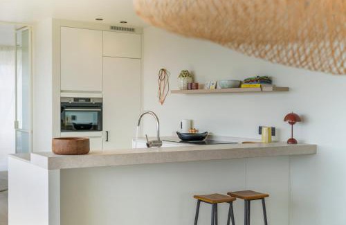 De Panne Apartment | Subliem relax app 6p met buitenzwembad & tuin