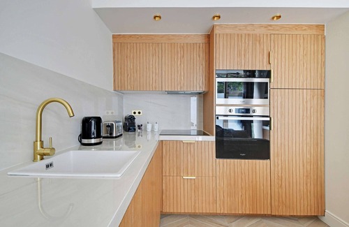 Batignolles Apartment | Sublim Apartement Center of Paris/Montmartre