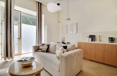 Batignolles Apartment | Sublim Apartement Center of Paris/Montmartre