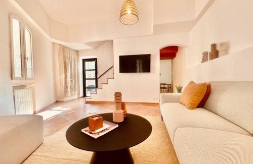 Saint-Victor Villa | Sublime maison de Ville pour 6Pers, 2 chambres, au calme absolu