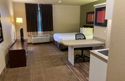 Auburn Hills Hotel | Suburban Studios Auburn Hills - Detroit