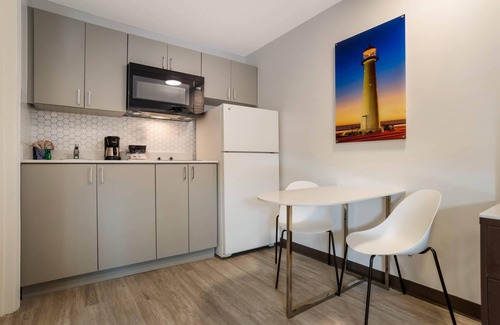 D'Iberville Hotel | Suburban Studios Biloxi North Area