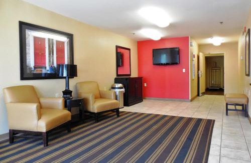 Macon Hotel | Suburban Studios Macon North