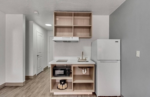 Salt Lake City Hotel | Suburban Studios Salt Lake City Airport