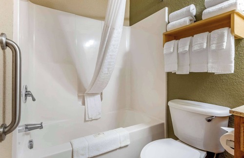 South Bend Hotel | Suburban Studios South Bend