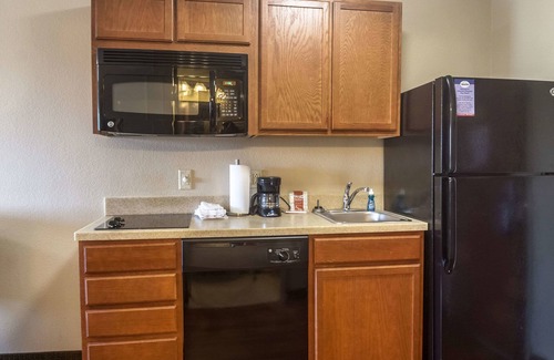 Triadelphia Hotel | Suburban Studios Triadelphia - Wheeling at The Highlands