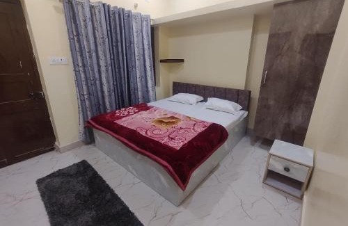 Sigra Hotel | Sudarshan Home Stay