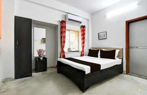 Kolkata House | Sudarshan Villa Guest House - Near Ruby General hospital