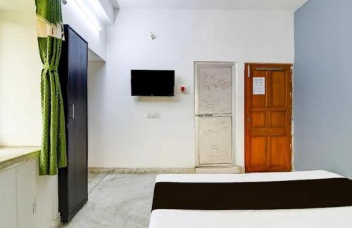 Kolkata House | Sudarshan Villa Guest House - Near Ruby General hospital