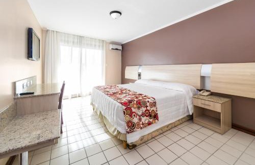 Taperapua Beach Hotel | Sueds Plaza
