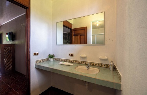 Arenal Hot Springs Hotel | Sueno Dorado Hot Springs Hotel