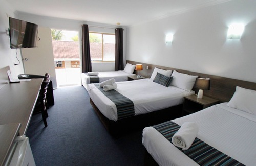 Bundaberg West Hotel | Sugar Country Motor Inn