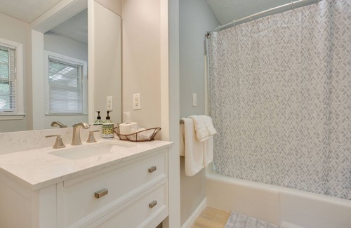 Sugar Hill House | Sugar Hill Vacation Rental ~ 5 Mi to Lake Lanier