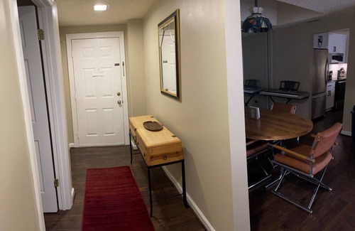 Seven Devils Condo | 'Sugar Lookout' - 2B Condo w/Pool and Hot Tub Access