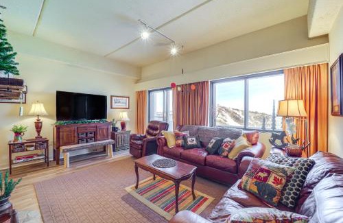 Sugar Mountain Apartment | Sugar Mountain Resort Condo by Hiking and Wineries!