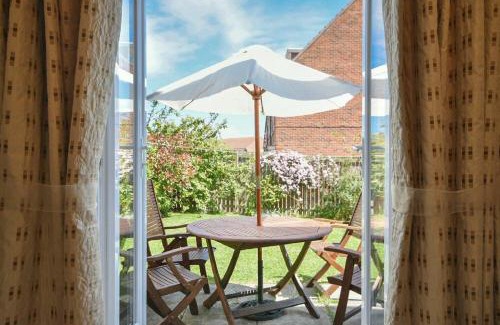 Longhoughton House | Sugar Sands