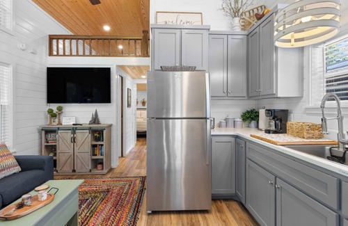 Clarkesville Cottage | Sugar Shack – Tiny Home Stream-Side Living
