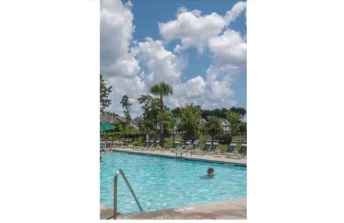 Bluffton House | Sugar & Spice That is Life/sleep/6 pets friendly