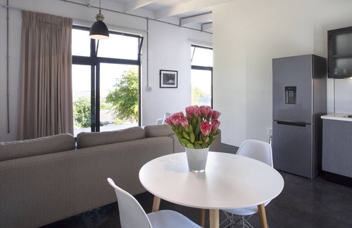 Stellenbosch House | Sugarbird Manor at Protea Heights Farm