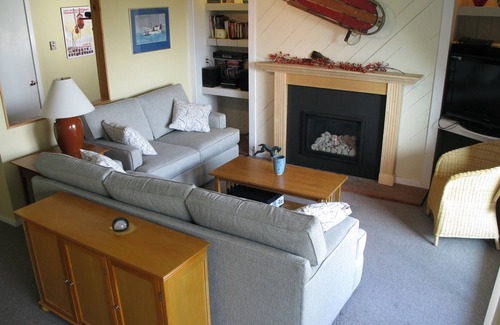 Waitsfield Condo | Sugarbush 2 Bedroom Slopeside Condominium