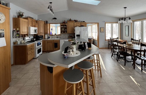 Richville House | Sugarbush Lake Home Paradise located on historic Dead Lake