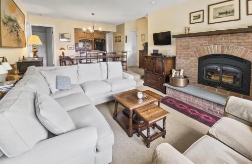 Warren Apartment | Sugarbush Summit Condo