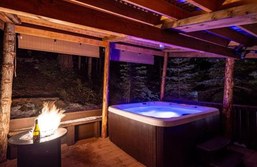 Sugar Pine Villa | Sugarpine Trailhead Lodge at Lewis Creek Upper Trailhead just 7 miles from Yosemite